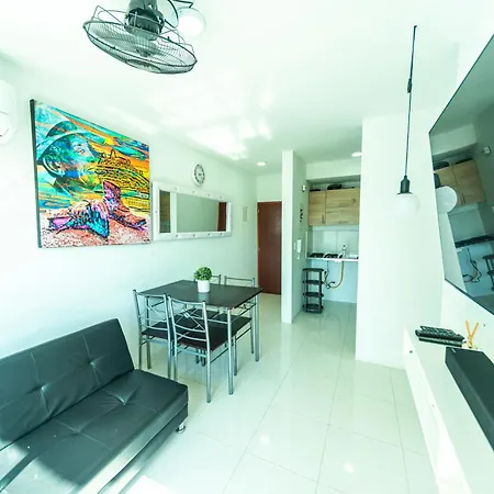 Apartamento Amplio, Acogedor Y Emblematica Vista Piso 16