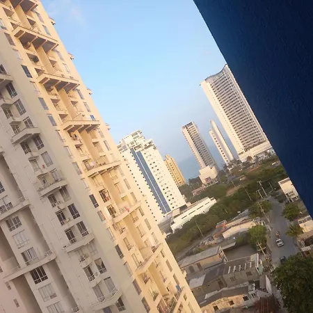 Apartamento Amplio, Acogedor Y Emblematica Vista Piso 16